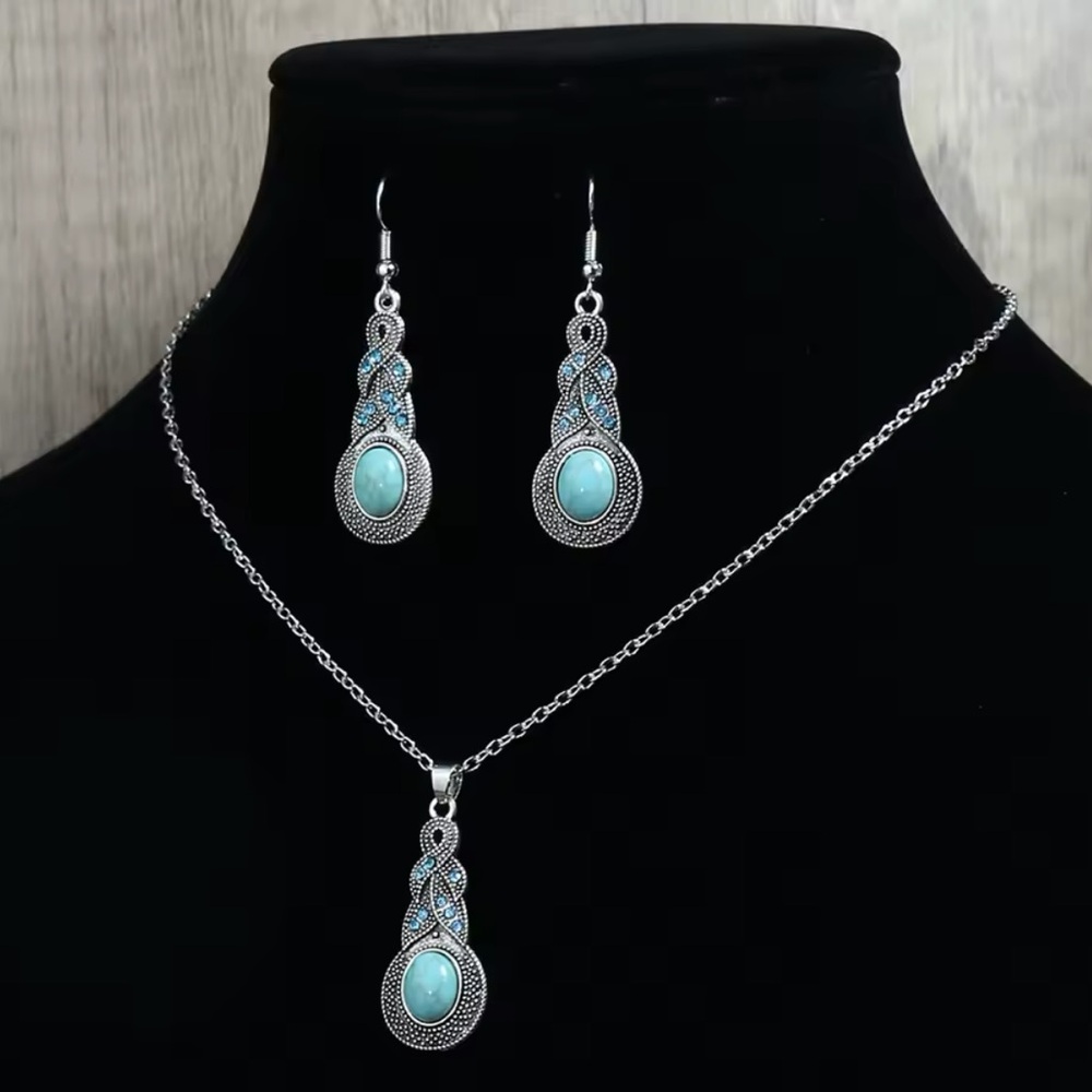Silver Turquoise Jewelry Set